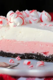 No-Bake Peppermint Lush Layered Dessert
